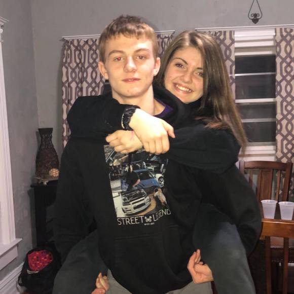 Meet your Posher, Moriah - Picture 1 of 1